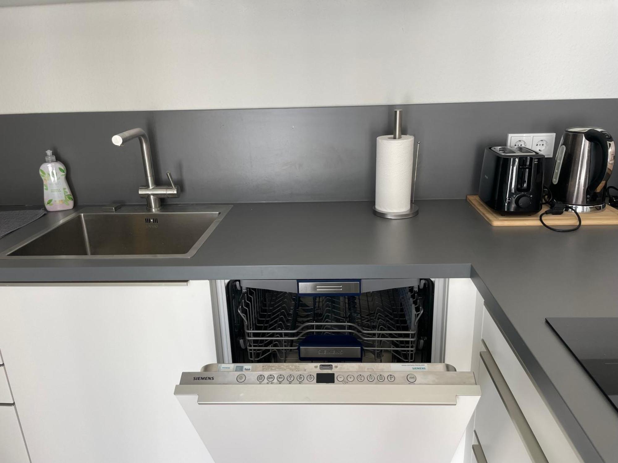 E&A City Apartment Hannover Mitten Im Stadtzentrum Mit Lift Und Tiefgarage Bagian luar foto